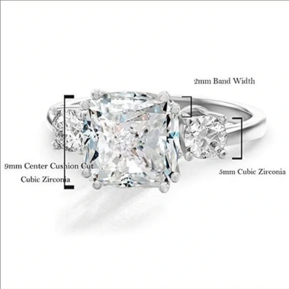 Sparkly Cushion Statement Ring size 6 NIB Megan M - Picture 3 of 9